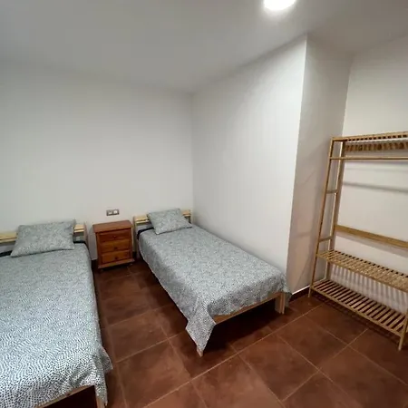 Eden Apartment *